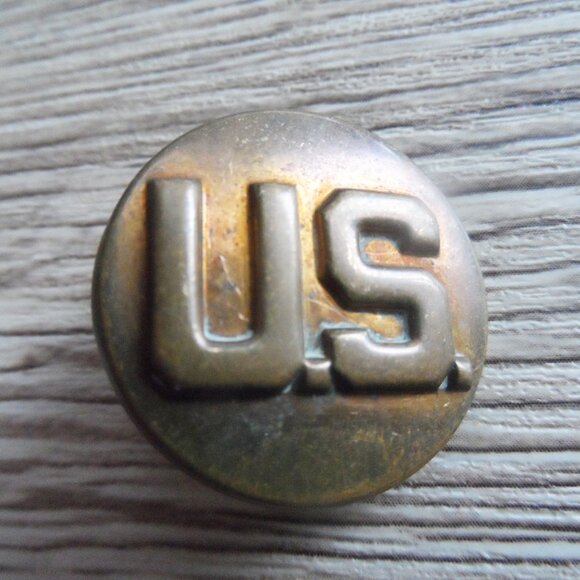 USA Military Badge 27mm (U1.6) - Picture 1 of 2